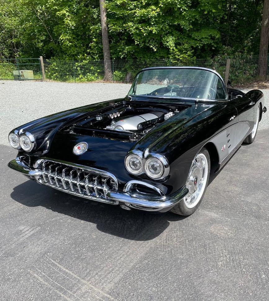 Sanders Street Rods 59 Corvette